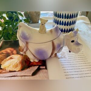 Purple Coe with Cat Cookie Jar “American Retro Inc”